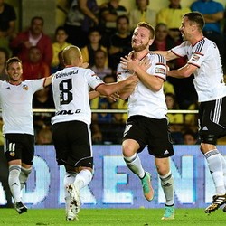 Tekuk Villarreal, Valencia Tempel Madrid