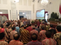 Jokowi Beri Pengarahan Kabinet, Gubernur dan Kapolda se-RI di Rakornas
