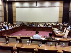 Komisi III DPR Mulai Kerja, Rapat Dengar Pendapat dengan Masyarakat
