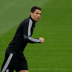 Ancelotti Yakin CR7 Fokus Hasil Tim, Bukan Rekor Jadi Topskorer