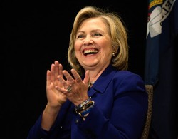 Hillary Clinton Dikabarkan Akan Jadi Model Sampul Majalah Vogue