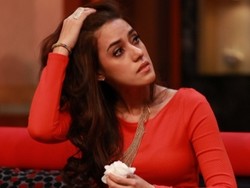 Fairuz Berurai Air Mata saat Tonton Video Pernikahan