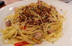 Makan Malam Praktis Sederhana, Spaghetti Aglio Olio yang Gurih Pedas