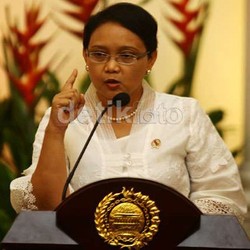 Disambangi Menlu Uni Emirat Arab, Menteri Retno Bahas Investasi Sampai TKI