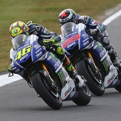 Pertarungan Terakhir Lorenzo dan Rossi