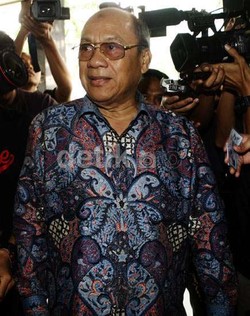 Dipanggil untuk Kasus Wisma Atlet, Mahyudin Diperiksa KPK Hampir 9 Jam