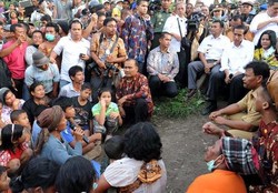 Relokasi Pengungsi Sinabung Perlu Babat Hutan, Menhut Akan Cek Lokasi