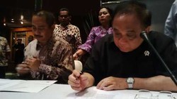 Ada Kesalahan Redaksional, Menko Maritim Indroyono Urung Teken Risalah Rapat