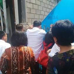 Panjat Pagar 2 Meter, Menaker Temukan 43 TKW Ilegal di Rumah Tebet