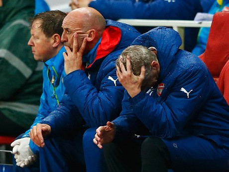Wenger Dikritik, Nama Mourinho Ikut Disebut-sebut