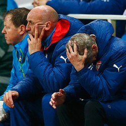 Wenger Dikritik, Nama Mourinho Ikut Disebut-sebut