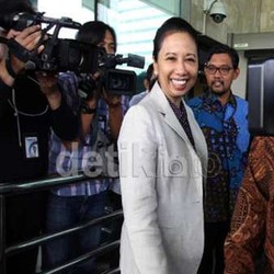 Seharian di Medan, Ini yang Dikerjakan Menteri Rini Kemarin