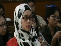 Dituntut Seumur Hidup Atas Pembunuhan Ade Sara, Asyifa Menangis Histeris