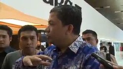 Fahri Hamzah Kritik Kartu Sakti Jokowi