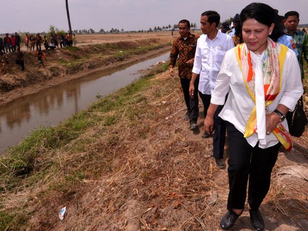 Jokowi Blusukan ke Makassar