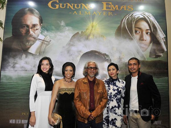 Premiere 'Gunung Emas Amayer'