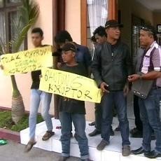 Massa Anti Korupsi Tagih Janji Kajari Blitar Usut Tiga Kasus Korupsi