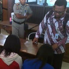 Terjaring Razia, 5 PSK dan Pasangan Mesum Jalani Tes HIV/AIDS