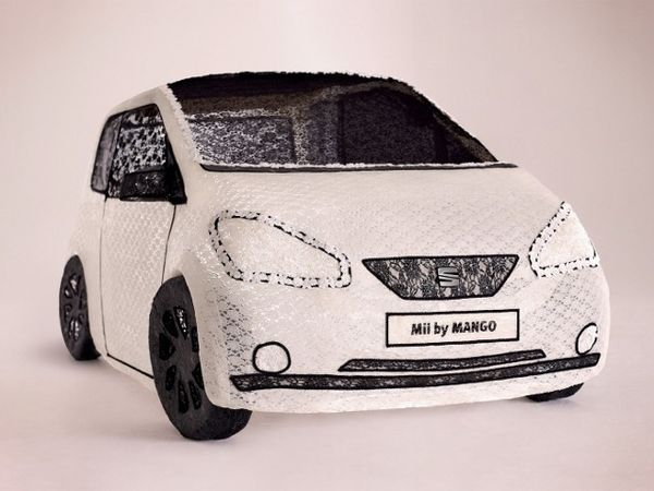 Mobil Terbuat dari Kain Renda