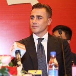 Cannavaro Gantikan Lippi di Guangzhou Evergrande