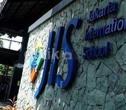 Kasusnya Segera Disidang, 2 Guru JIS Alami Stres