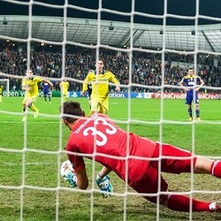 Hazard Gagal Penalti, Mourinho Memaklumi