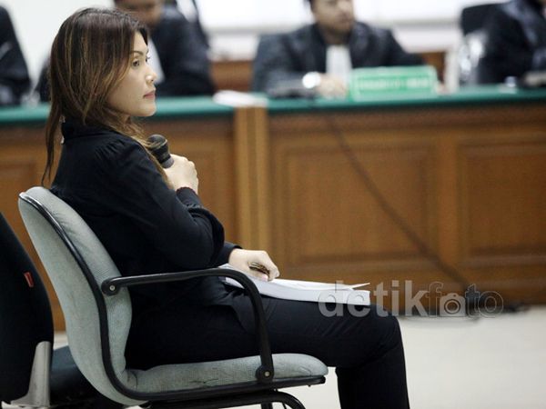 Artha Meris Dituntut 4,5 Tahun Penjara