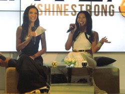 Foto: Punya Rambut Indah, Anggun dan Raline Shah Kompak Jarang ke Salon