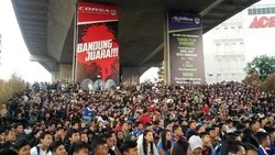 Duh, Nobar Laga Persib Bikin Taman Film Rusak