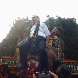 Tegangnya Agus Marto Naik Reog: Gawat, Jatuh Nggak Nih