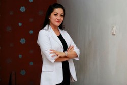 Dr. Vivi Guizot SpBP-RE : Tingkatkan Percaya Diri Melalui Bedah Plastik
