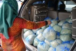1,5 Ton Mi Berformalin Diamankan dari Sebuah Pabrik di Pontianak