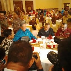 Silaturahmi ABRI, Menhan Ryamizard Sambut Hangat SBY