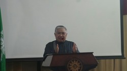 Din Syamsuddin: Menteri Tak Usah Banyak Blusukan, Apalagi Lompat Pagar