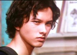 6 Pesona Rangga AADC? yang Buat Wanita Tergila-gila