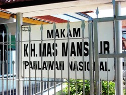 Menengok Makam Pahlawan KH Mas Mansyur di Surabaya