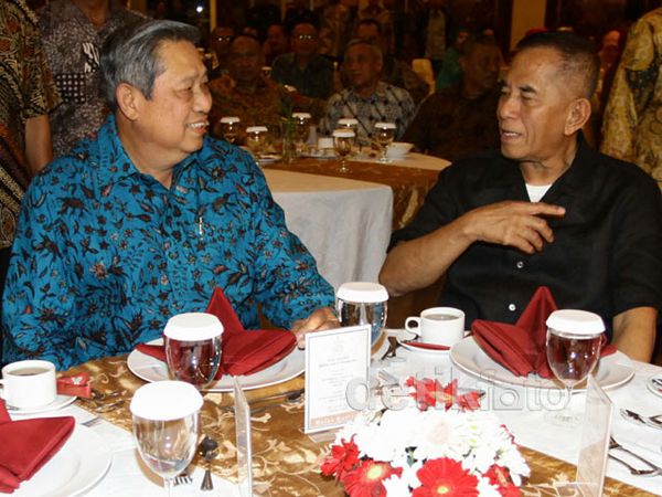SBY Hadiri Reuni Akabri Angkatan 73 SBY Hadiri Reuni Akabri Angkatan 73