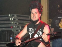 Wayne Static Meninggal Karena Overdosis?