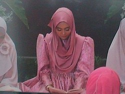 Gelar Pengajian dan Siraman, Keluarga Nuri Maulida Ikut Hanyut dalam Haru