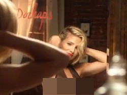 Pasca Melahirkan, Elsa Pataky Pamer Tubuh Seksi Ber-lingerie