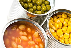 Buah dan Sayuran Ini Sebaiknya Dibeli Dalam Bentuk Beku dan Kalengan