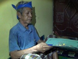 Dituding Bandar Dextro, Kakek-Nenek di Pekalongan Digerebek Ratusan Warga