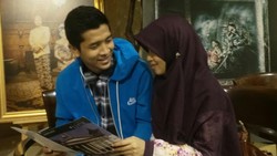 Kisah Dua Sejoli Merajut Asa Bersekolah di Luar Negeri