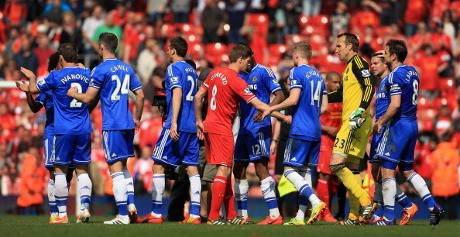 Liverpool vs Chelsea: Si Merah yang Memburu Momentum