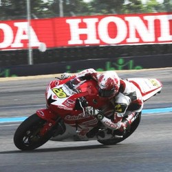 Dua Pebalap Astra Honda Racing Team Tempati Posisi 14 dan 15 di Sesi Kualifikasi