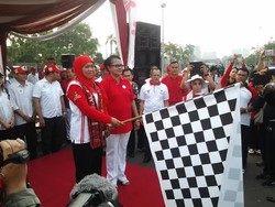 Didampingi Menteri PPA, Khofifah Buka Acara Konvoi Kebangsaan