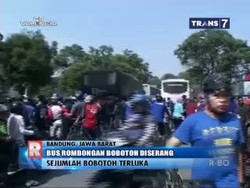 Bus Rombongan Bobotoh Diserang Oknum Suporter Lain