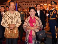 Presiden Jokowi dan Ibu Negara Tiba di Beijing