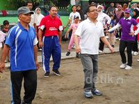 Warga Jaban Sleman Senam Bersama Mensesneg