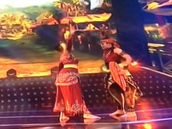 Tampil Pertama, Eka dan Dwi Suguhkan Tarian Sangkuriang